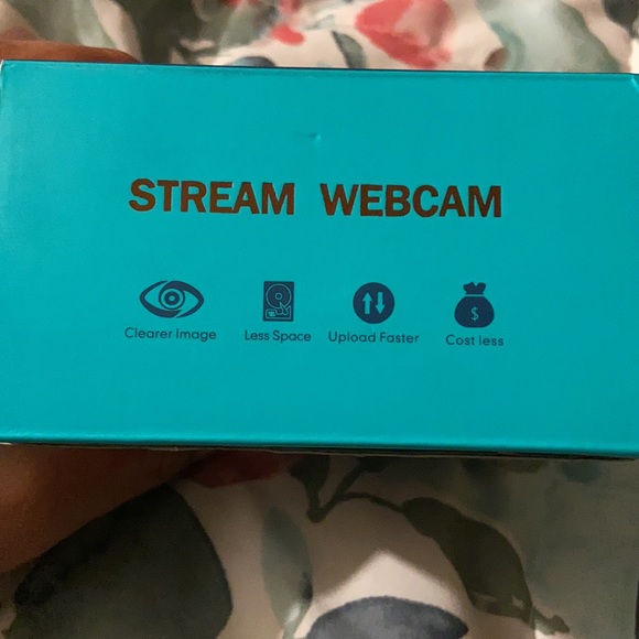 Stream Webcam - Picture 2 of 9
